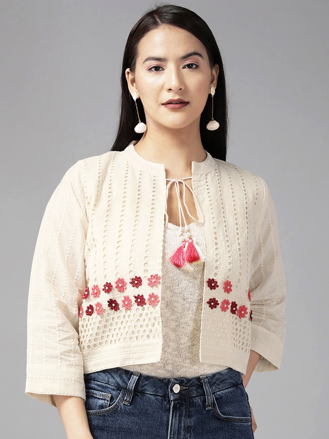 

BAESD Self Design Collarless Cotton Crop Tailored Jacket, Cream