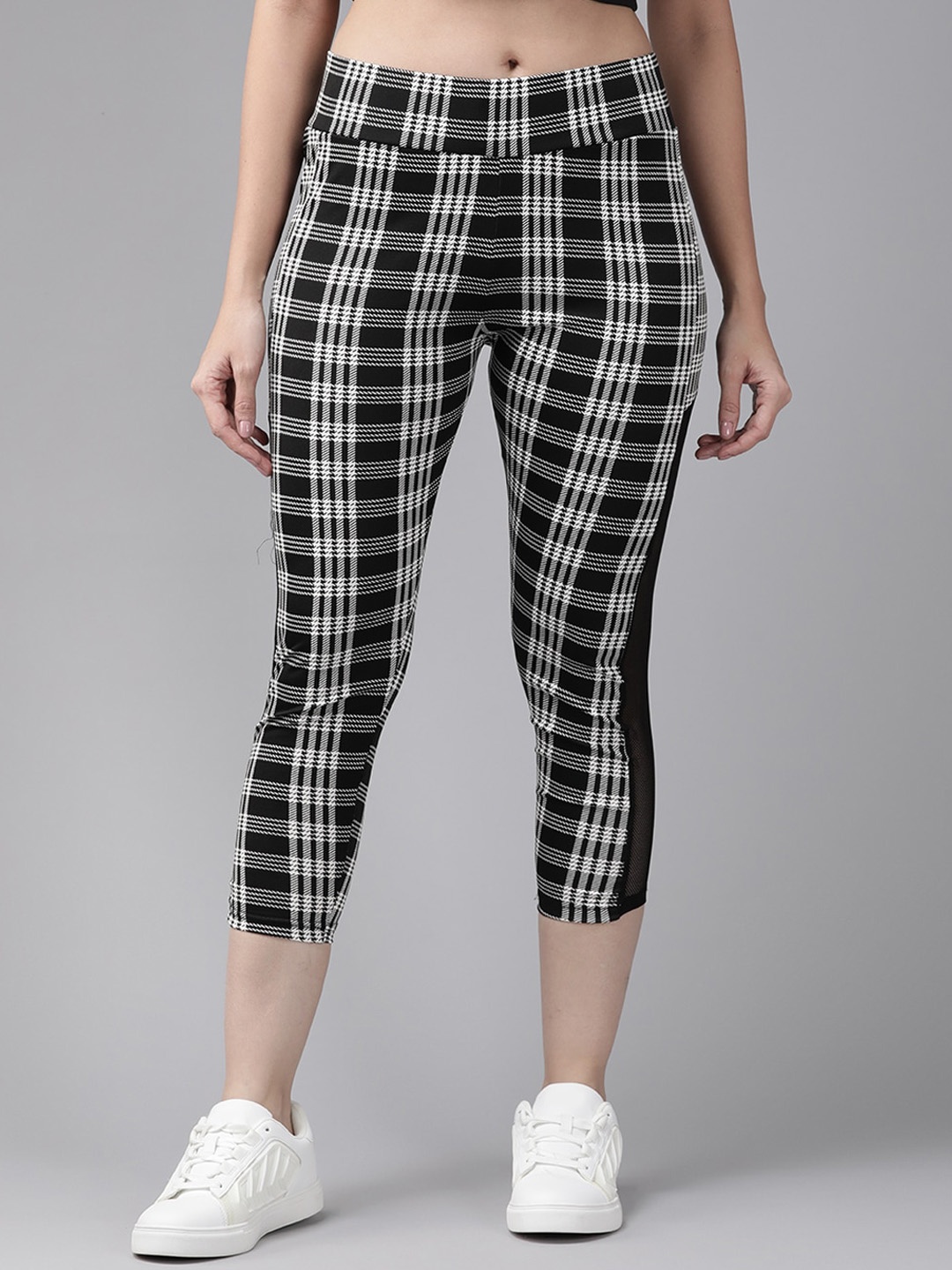 

BAESD Checked Three-Fourth Tights, Black