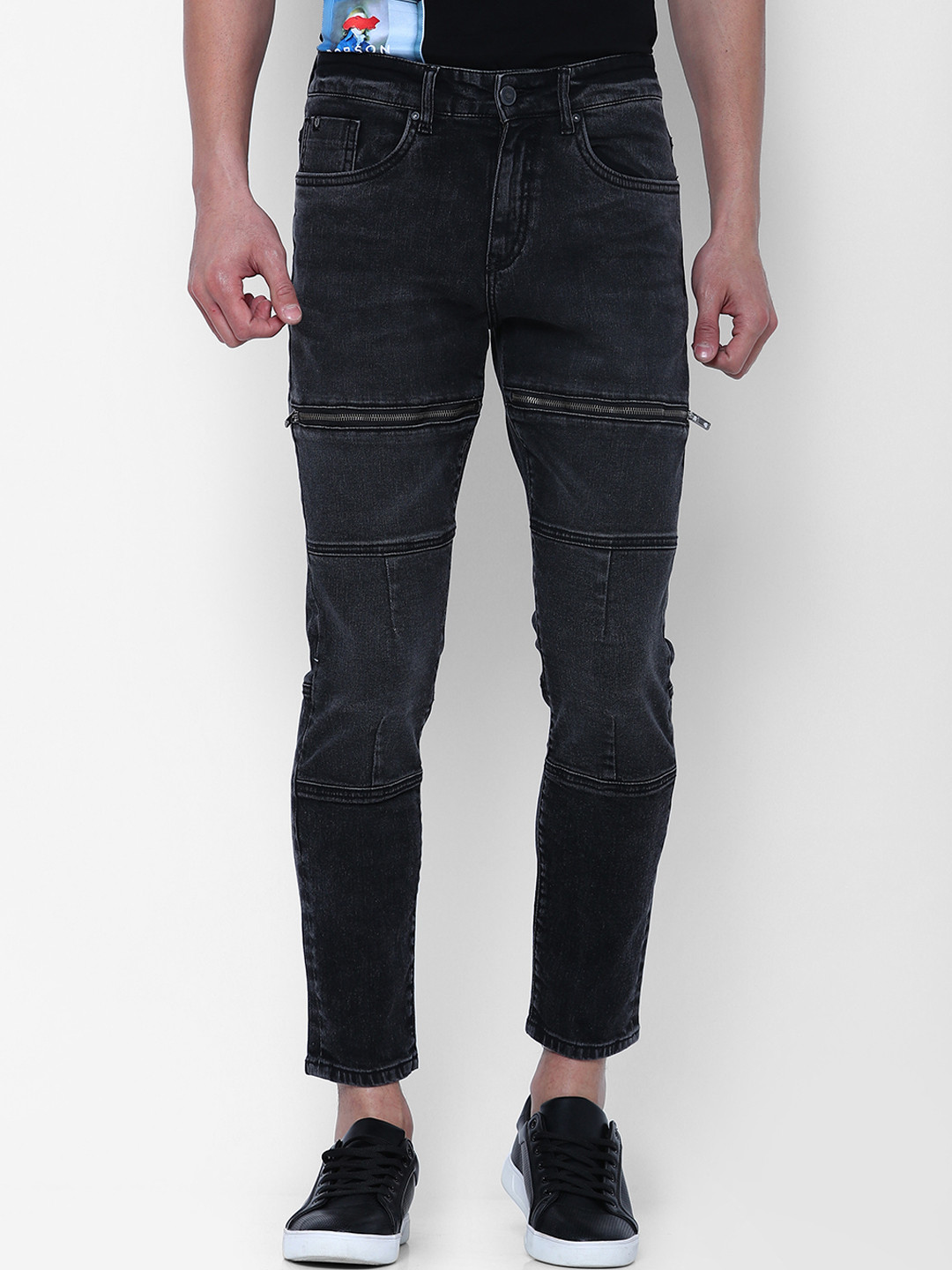 

LOCOMOTIVE Men Black Tapered Fit Mid-Rise Clean Look Stretchable Jeans