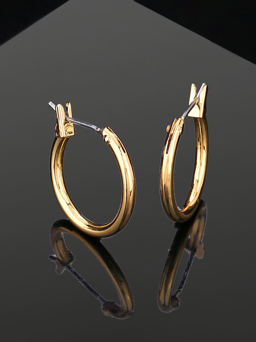 

Estele Circular Hoop Earrings, Gold