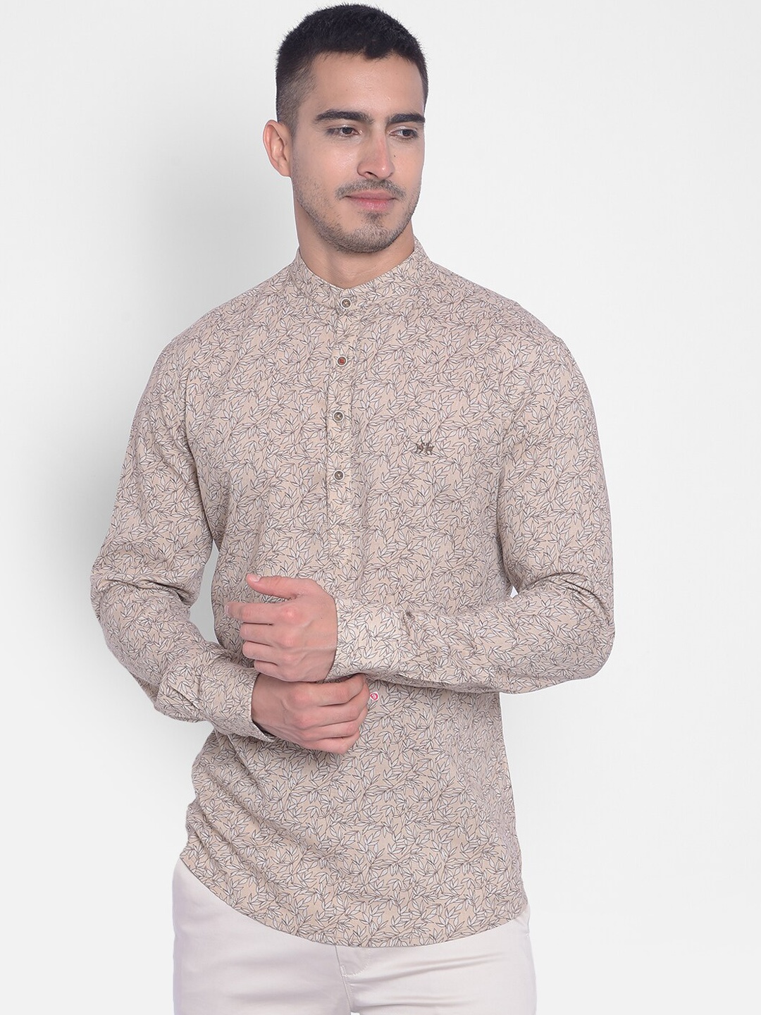 

Crimsoune Club Floral Printed Mandarin Collar Straight Kurta, Beige