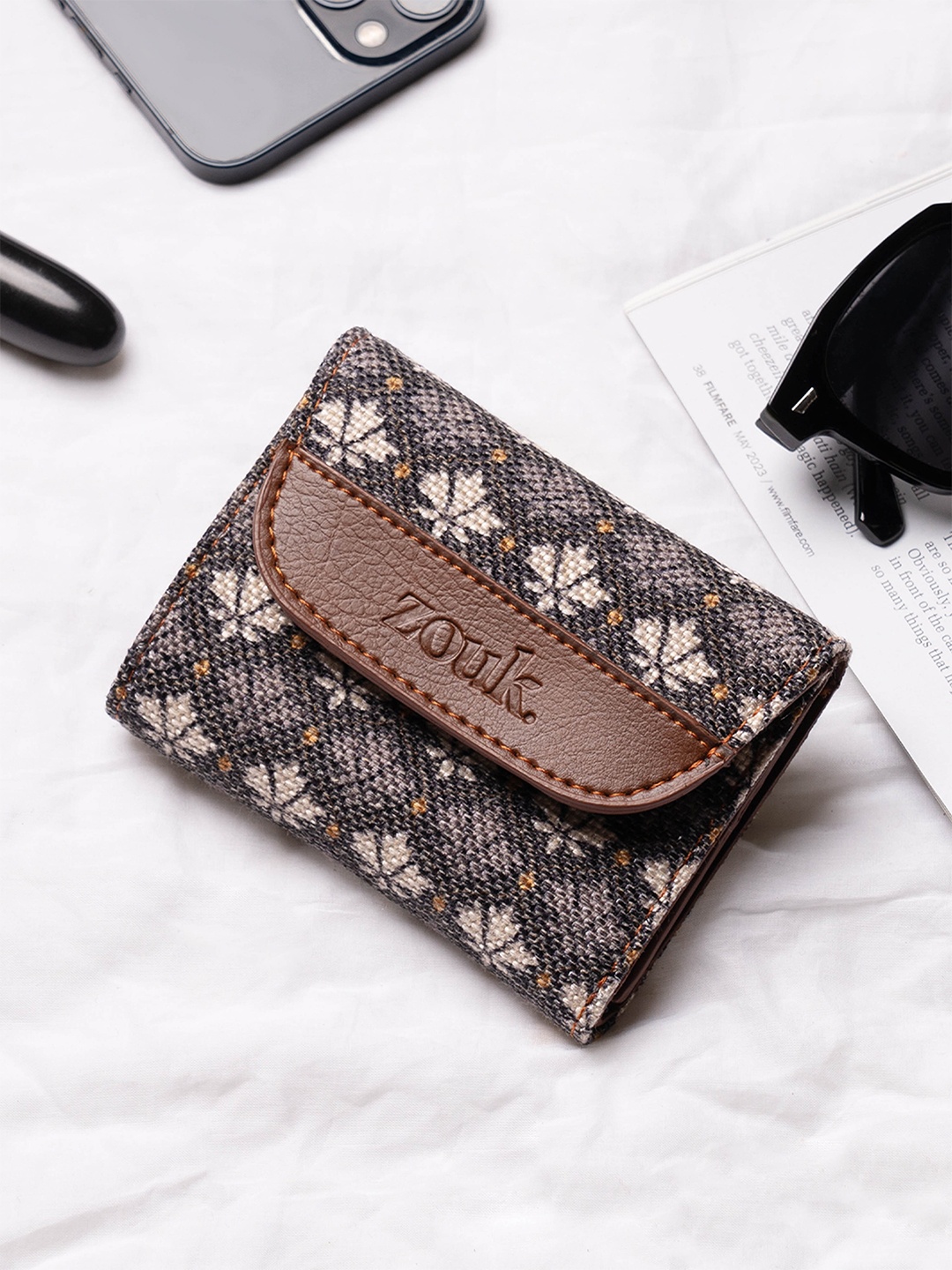 

ZOUK Ethnic Motifs Printed Three Fold Wallet, Grey