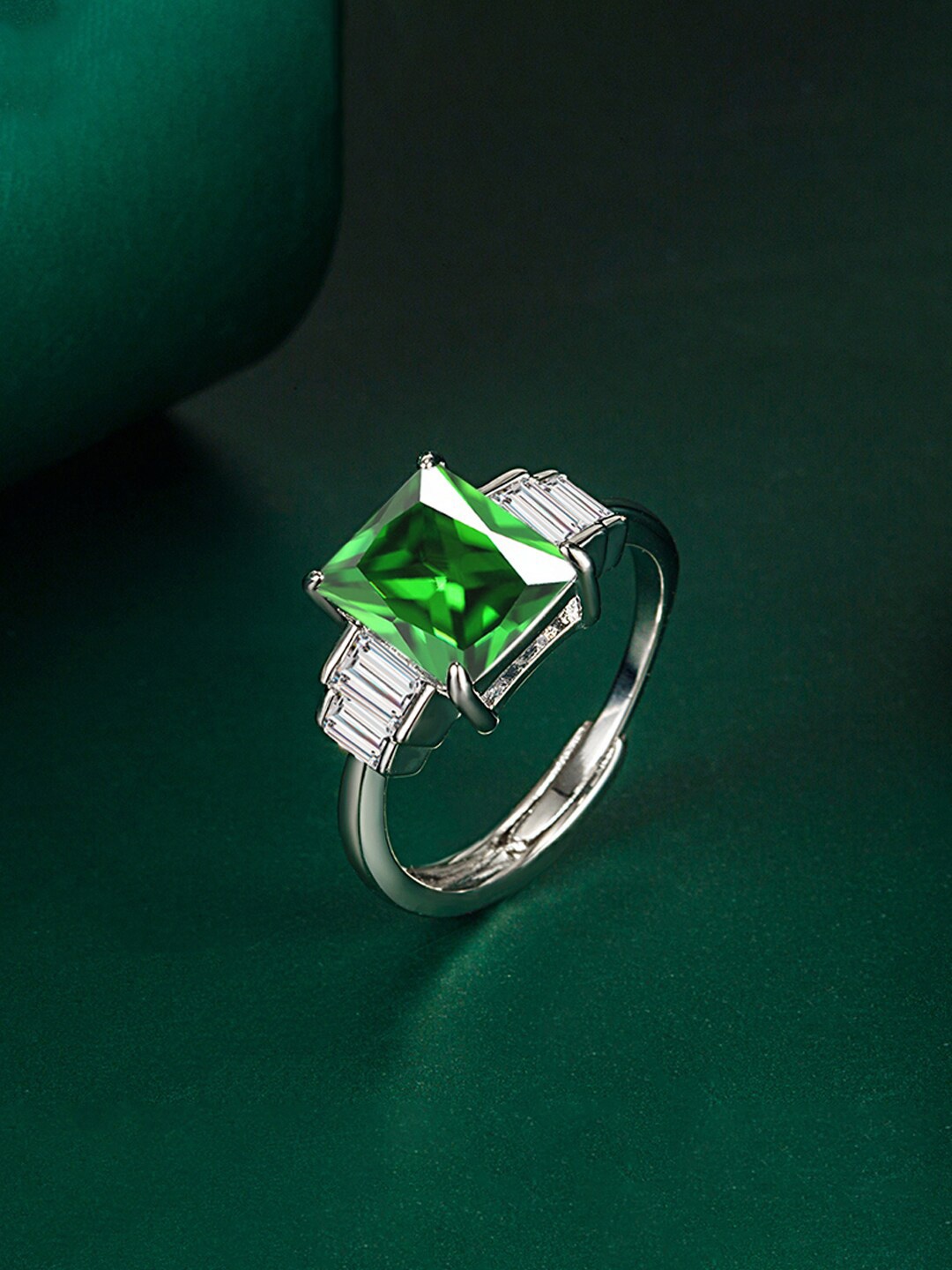 

Designs & You Silver-Plated CZ-Studded Finger Ring