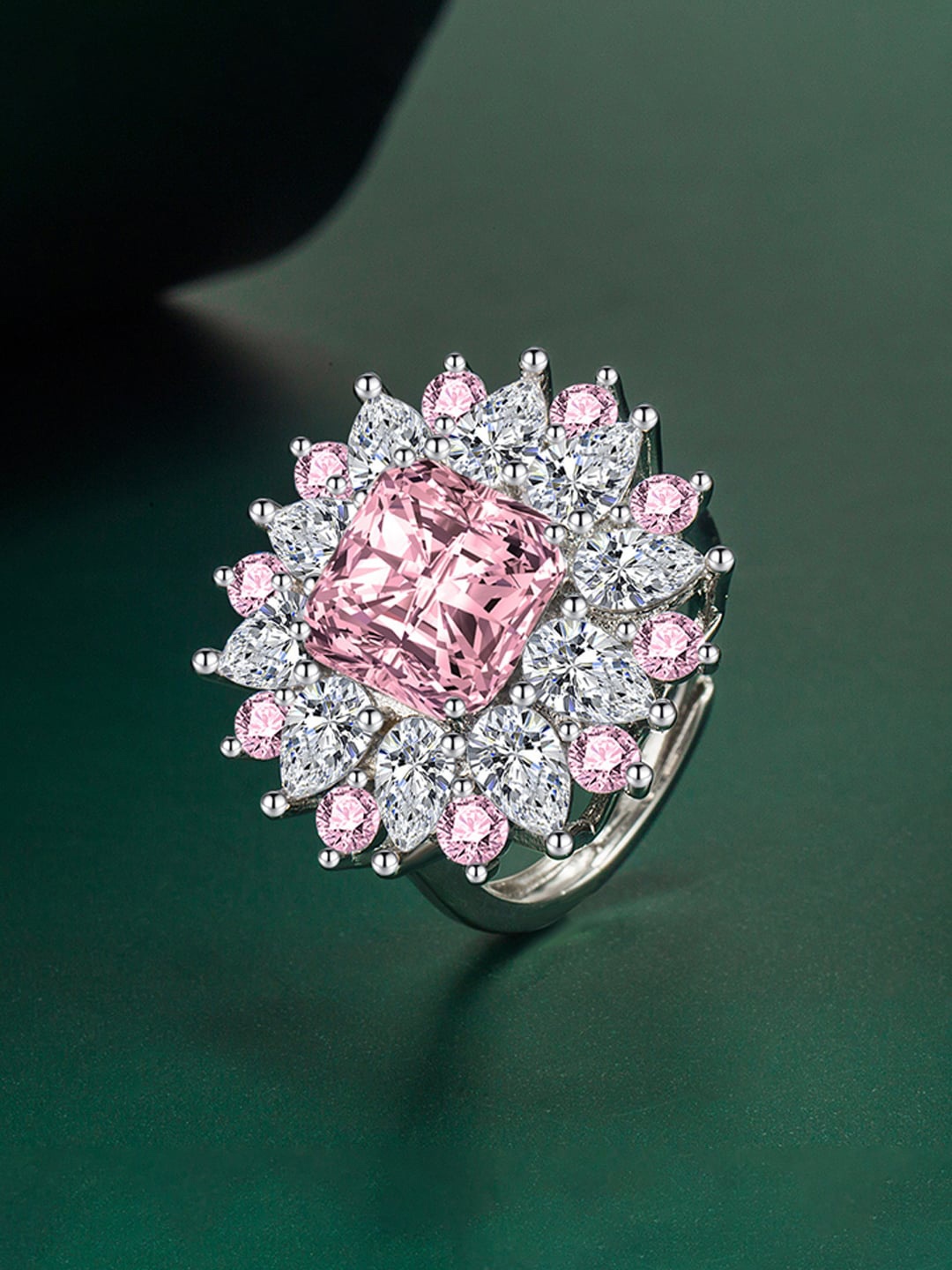 

Designs & You Silver Plated Finger Ring