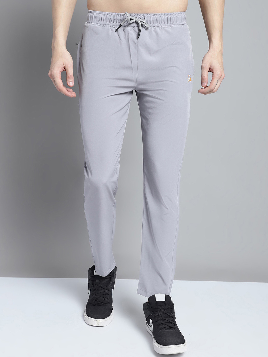 

WELL QUALITY Men Mid-Rise Track Pants, Grey