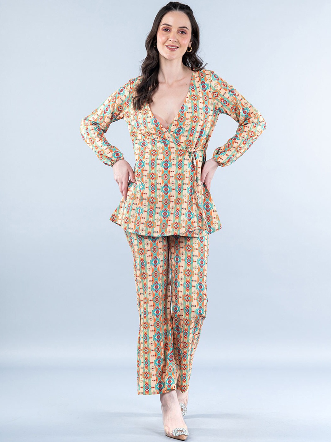 

Tistabene Geometric Printed V-Neck Tunic With Trousers, Beige