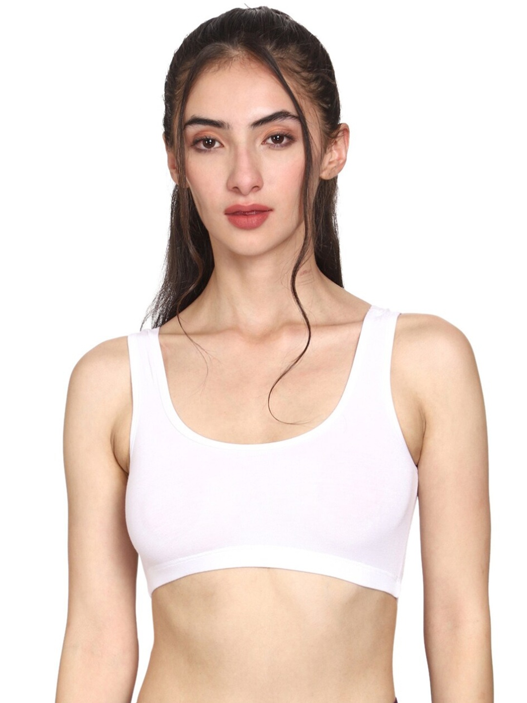 

MYSHA Full Coverage Dry Fit Workout Bra With All Day Comfort, White
