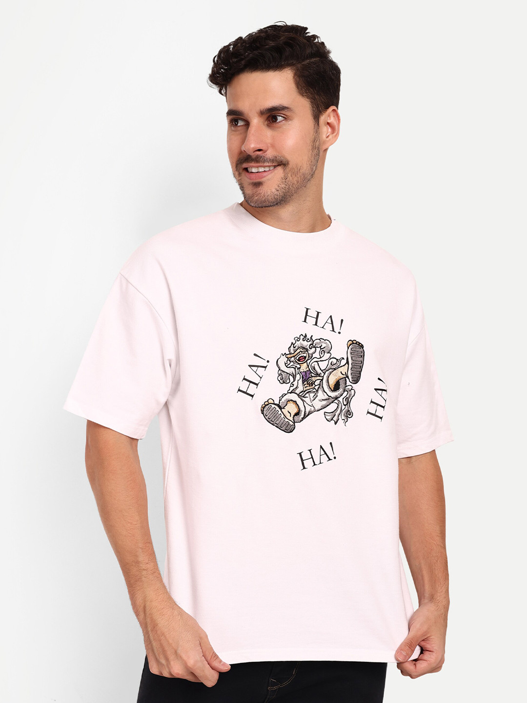 

BLURR Luffy Gear Anime Embroidery Oversized T-shirt, White