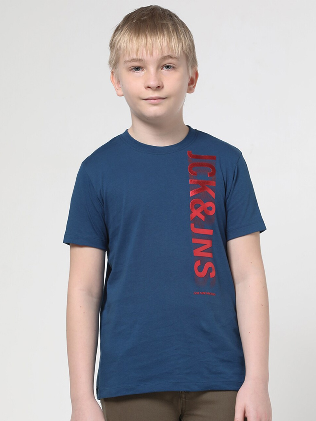 

Jack & Jones Junior Boys Typography Printed Pure Cotton T-Shirt, Navy blue