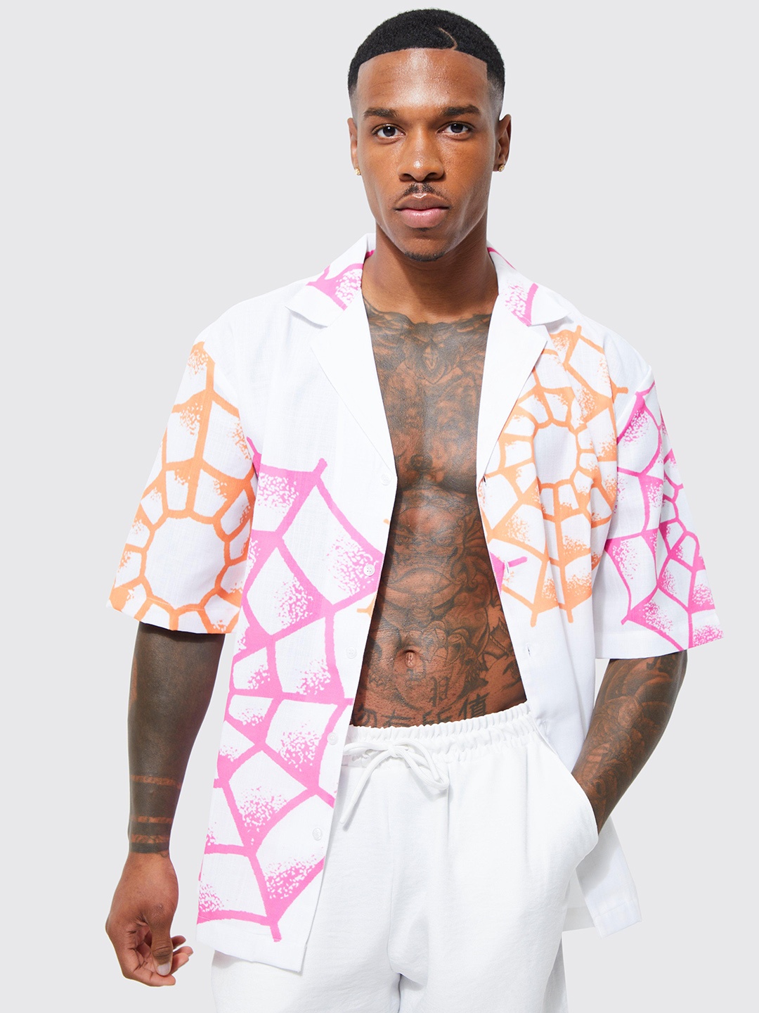 

boohooMAN Printed Drop-Shoulder Sleeve Shirt, White