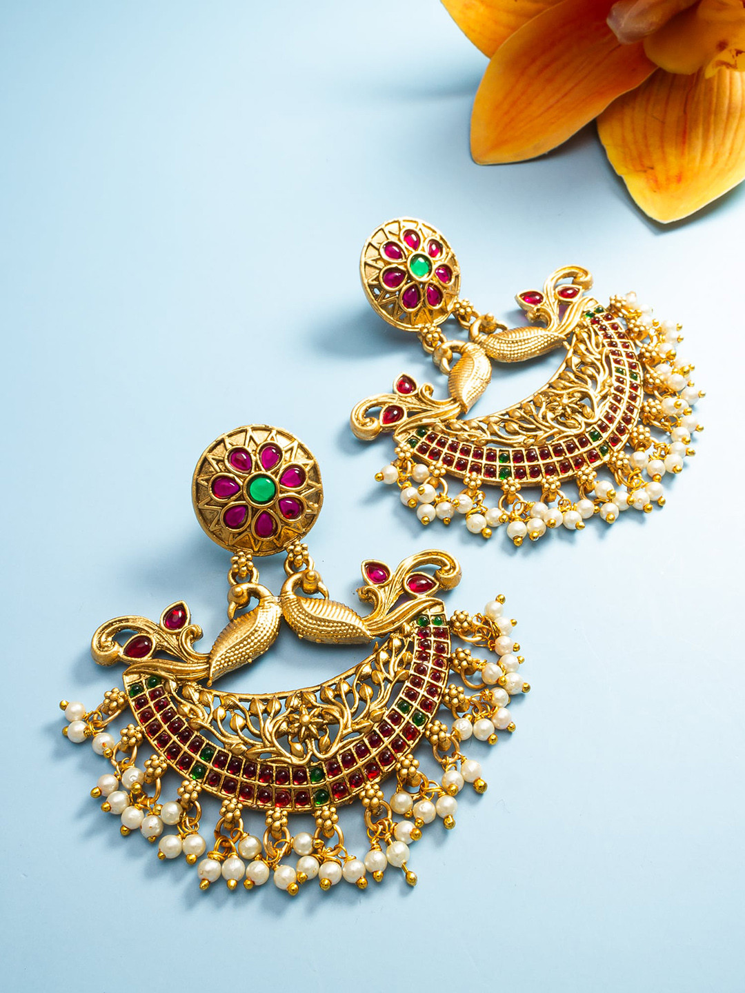 

aadita Gold-Plated Crescent Shaped Chandbalis