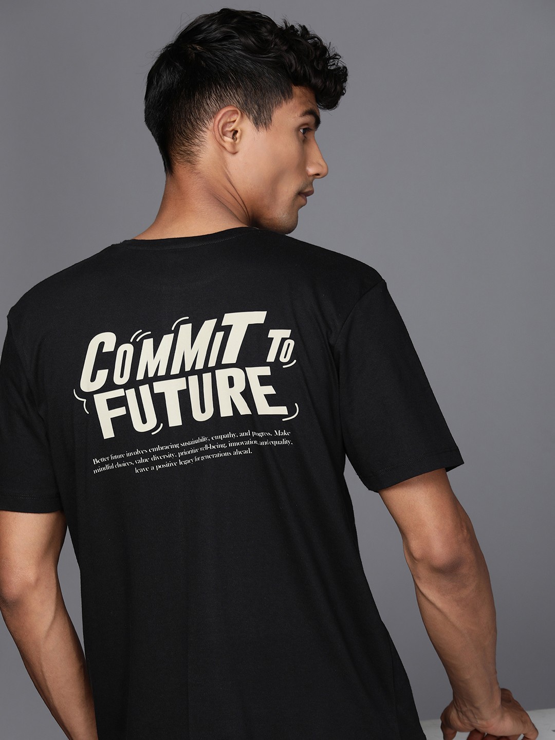 

HRX by Hrithik Roshan Men Typography Printed T-shirt, Black