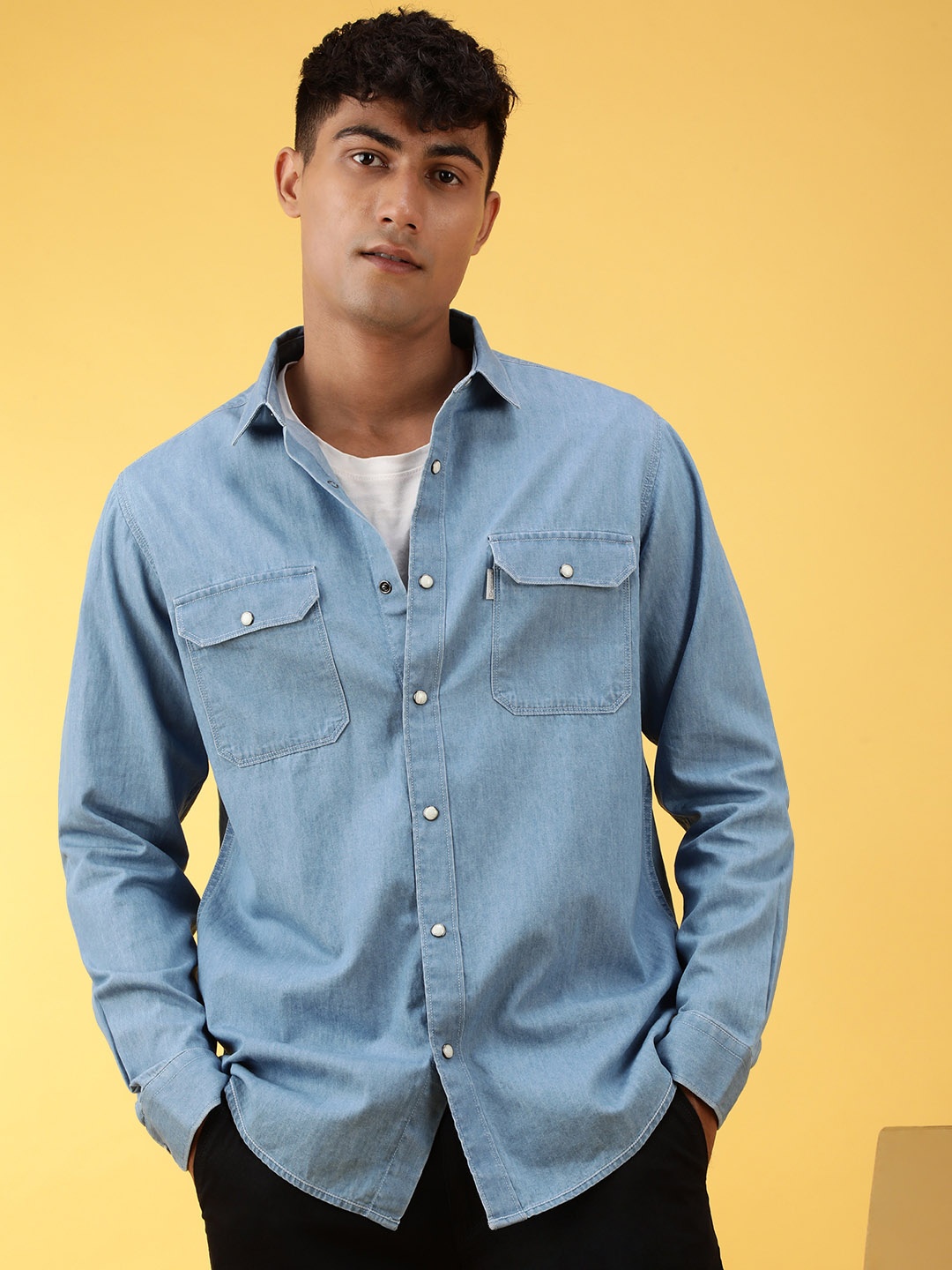 

Crocodile Comfort Spread Collar Cotton Shirt, Blue