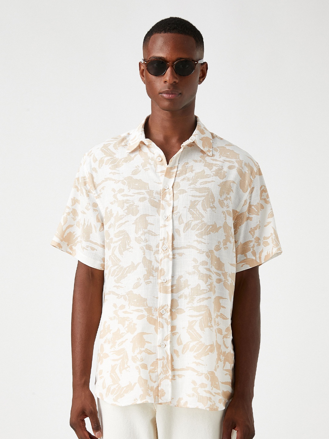 

Koton Floral Printed Pure Cotton Casual Shirt, Beige