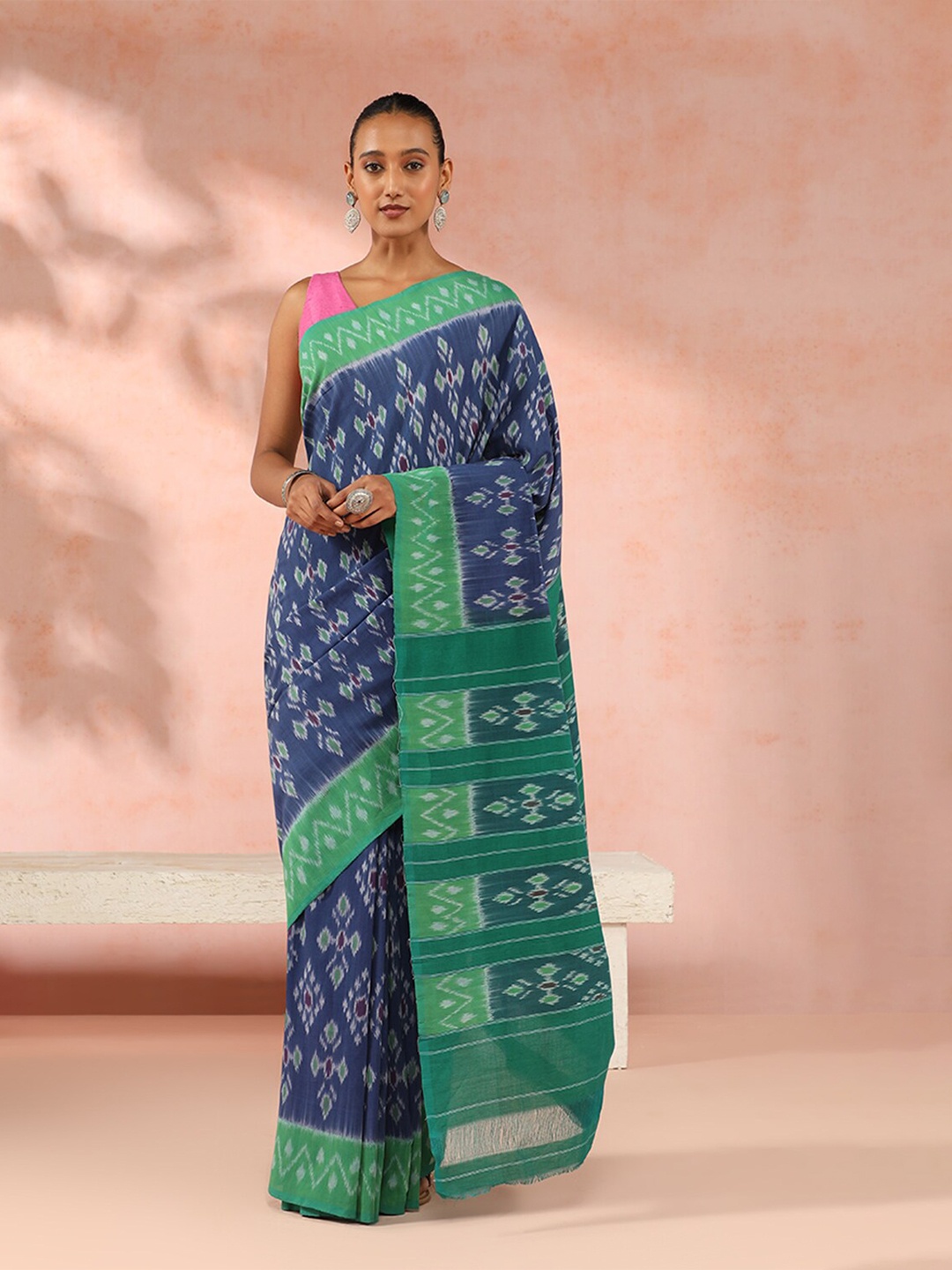 

Taneira Ethnic Motifs Pure Cotton Ikat Saree, Purple