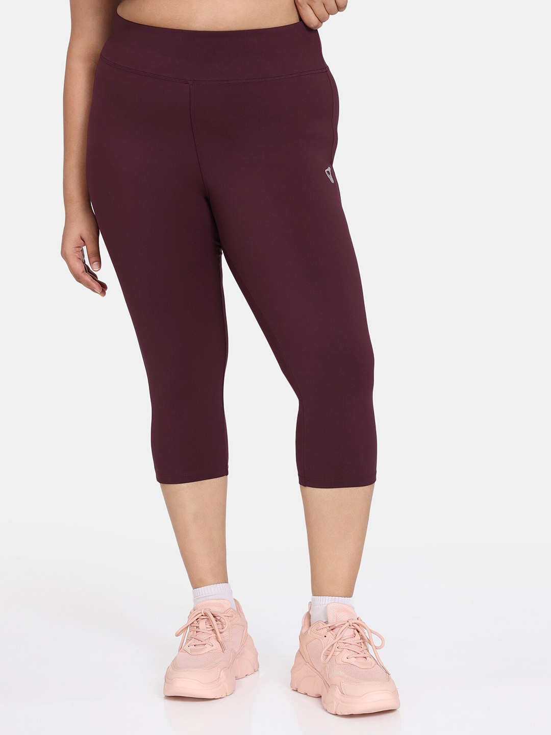 

Zelocity by Zivame Mid Rise Skinny Fit Capris, Red