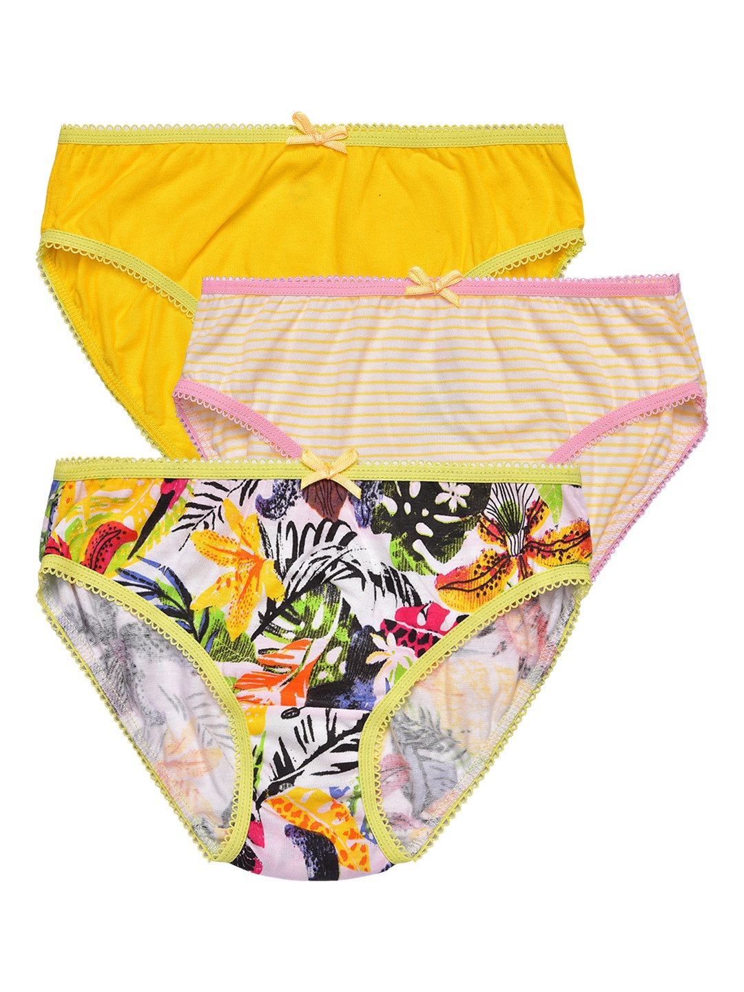 

Charm n Cherish Girls Pack Of 3 Printed Pure Cotton Basic Briefs, Yellow