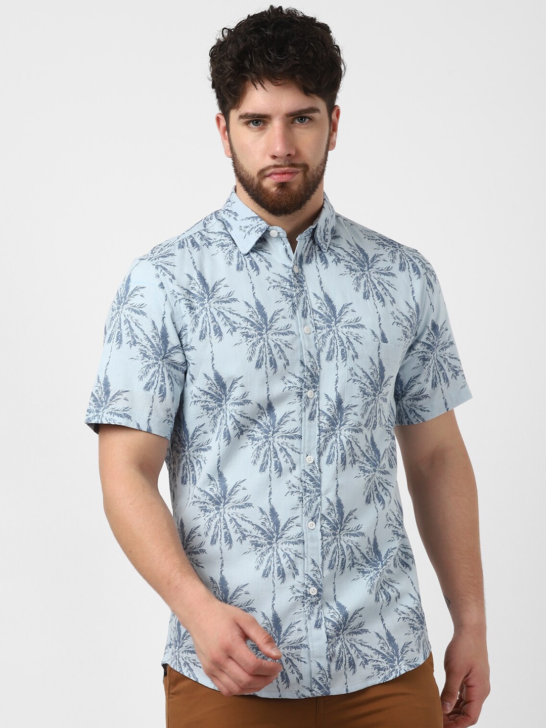 

UrbanMark Floral Printed Standard Slim Fit Cotton Casual Shirt, Blue