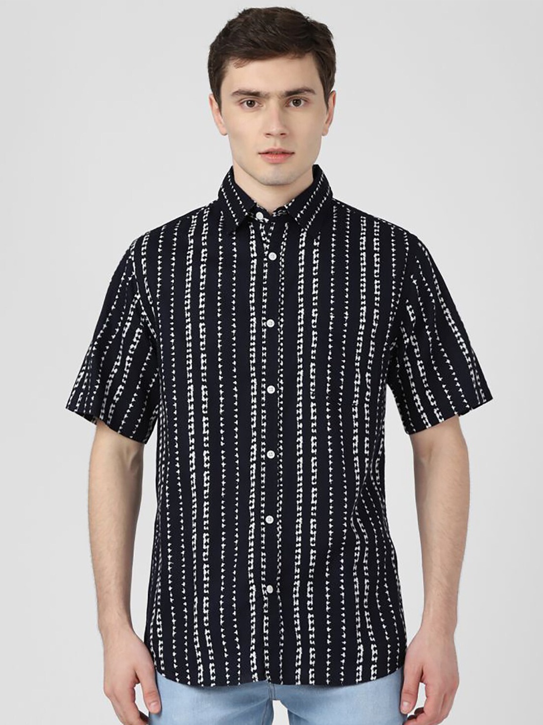 

UrbanMark Abstract Printed Standard Cotton Casual Shirt, Navy blue