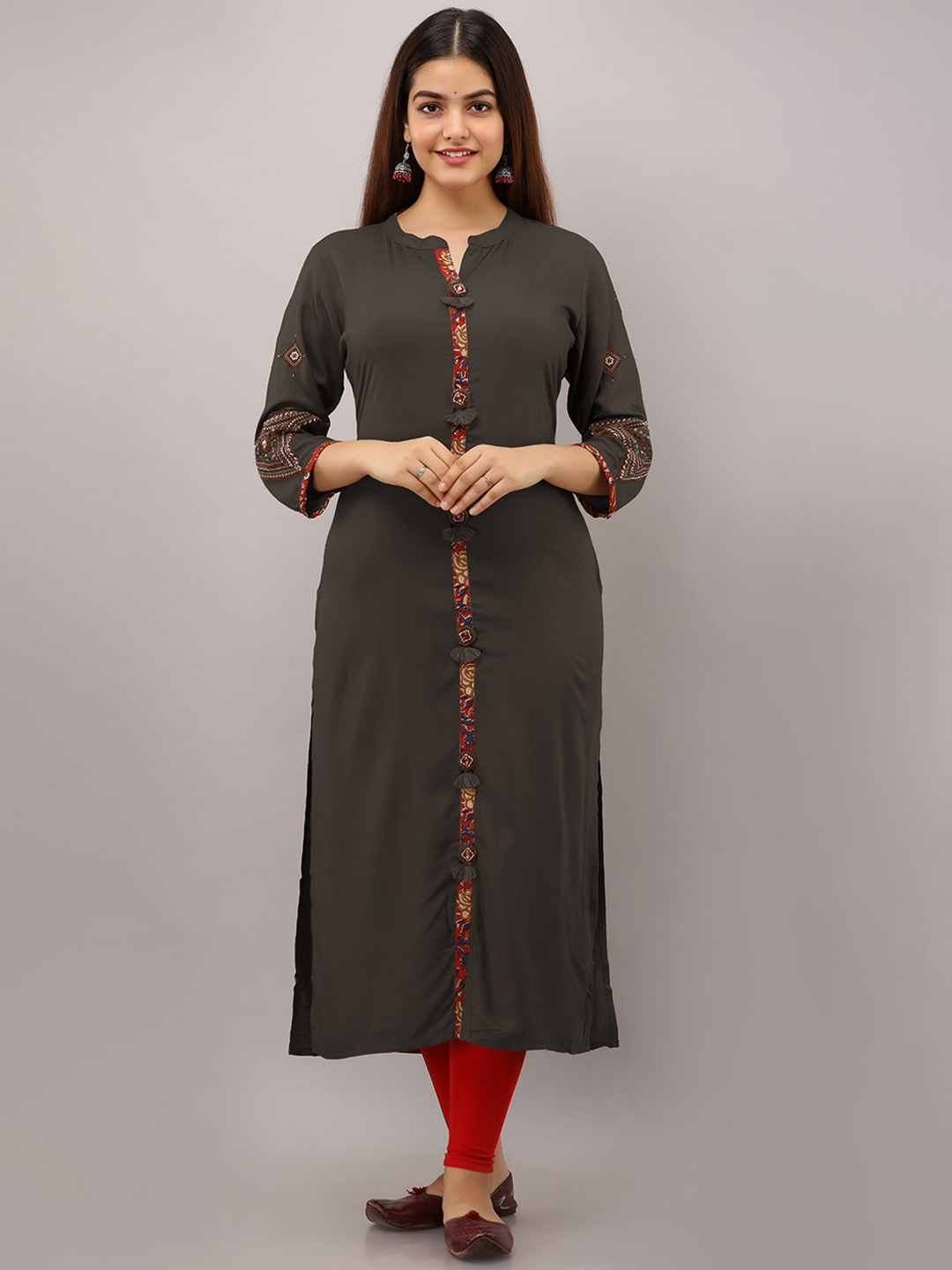 

PREKSHA Mandarin Collar Thread Work Detailed Straight Kurta, Grey