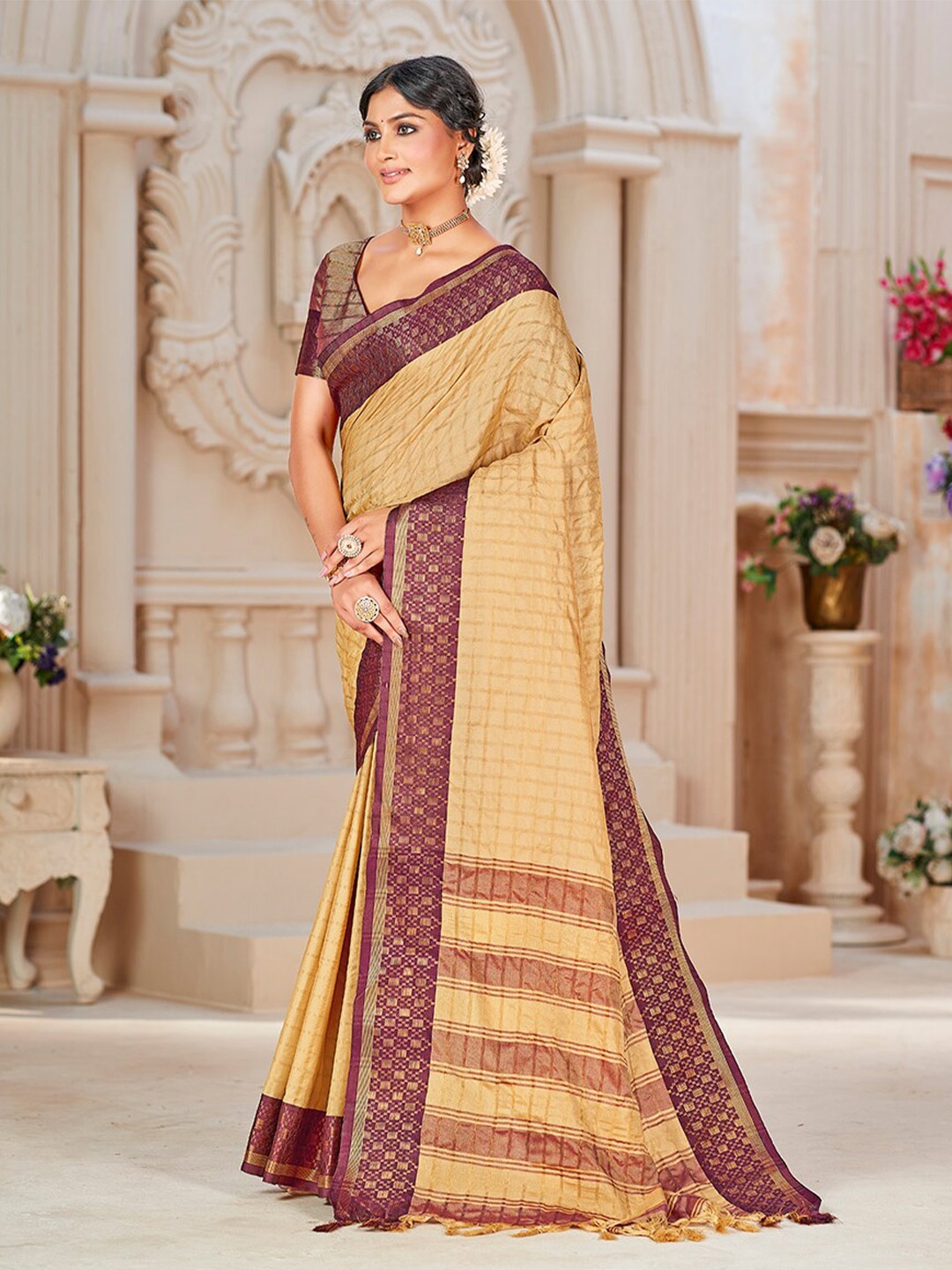 

Mitera Beige & Maroon Checked Zari Pure Silk Banarasi Saree