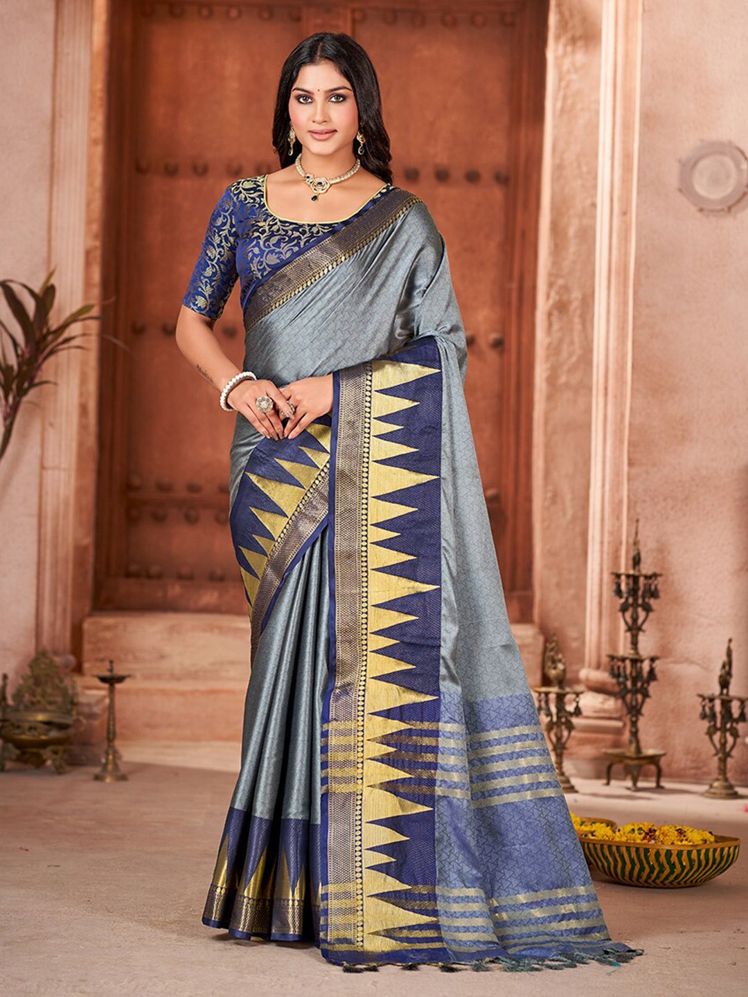 

Mitera Geometric Woven Design Zari Pure Silk Banarasi Saree, Grey