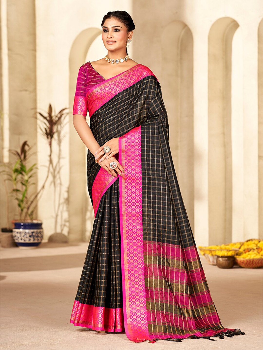 

Mitera Black & Pink Checked Zari Pure Silk Banarasi Saree