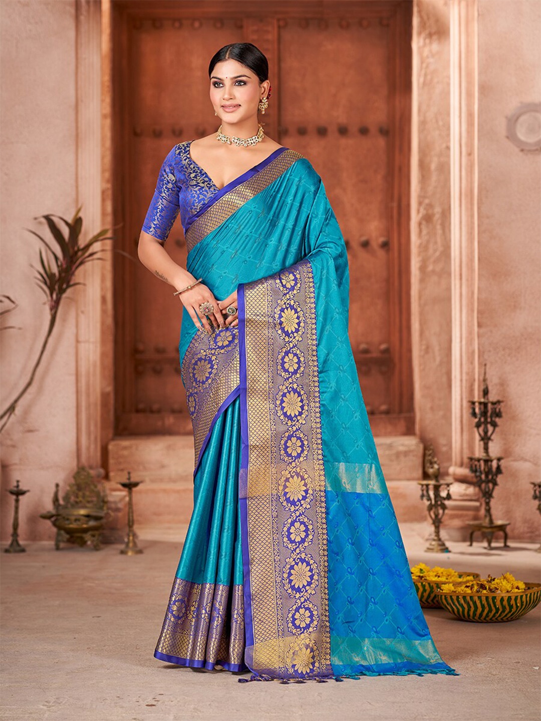 

Mitera Ethnic Motifs Woven Design Zari Pure Silk Banarasi Saree, Blue