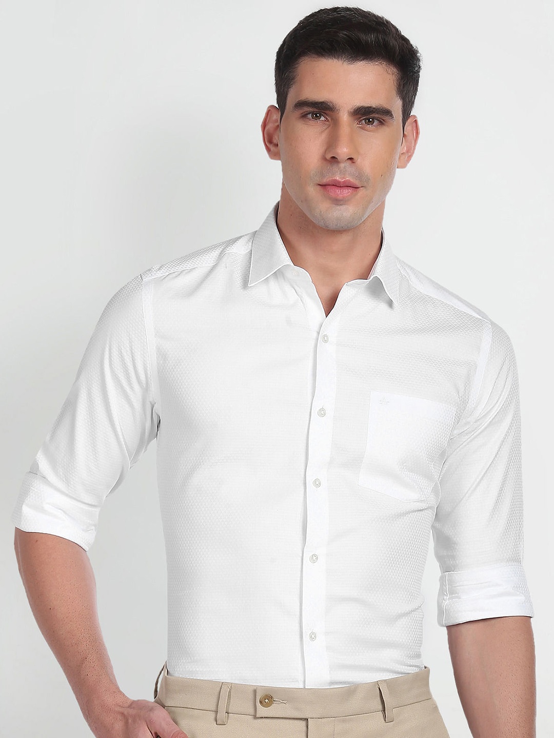

Arrow Slim Fit Spread Collar Long Sleeve Pocket Cotton Formal Shirt, White