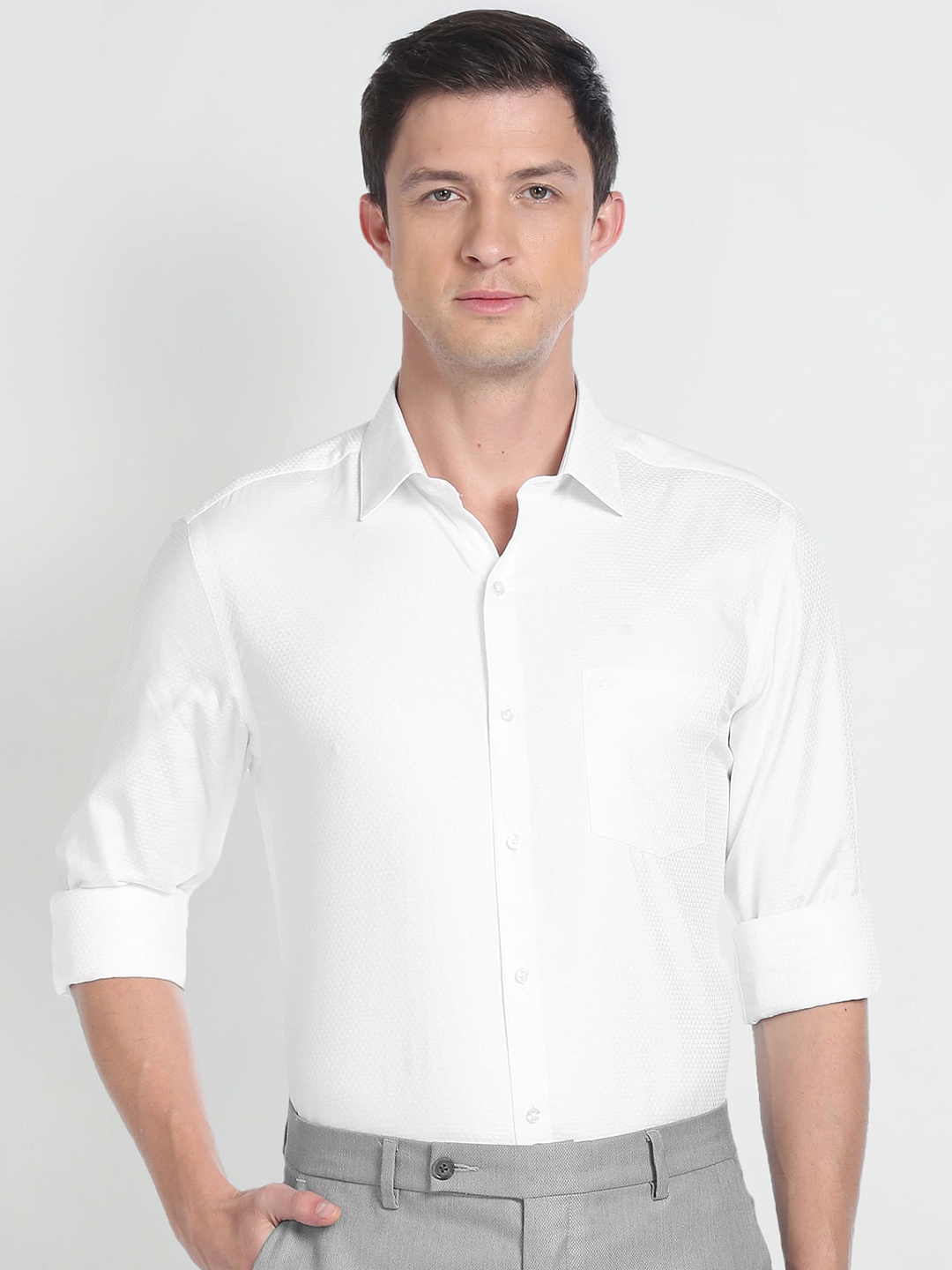 

Arrow Spread Collar Long Sleeve Pocket Cotton Formal Shirt, White