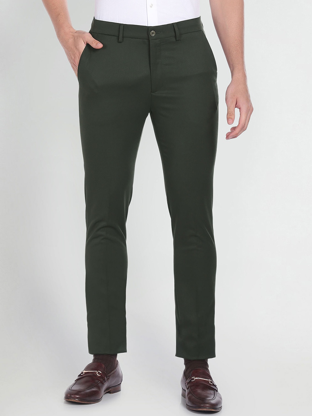 

Arrow New York Men Mid-Rise Slim Fit Trousers, Green