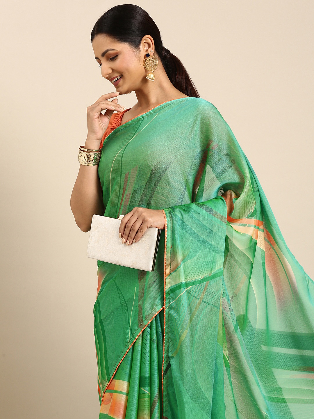 

Mitera Printed Pure Chiffon Saree, Green
