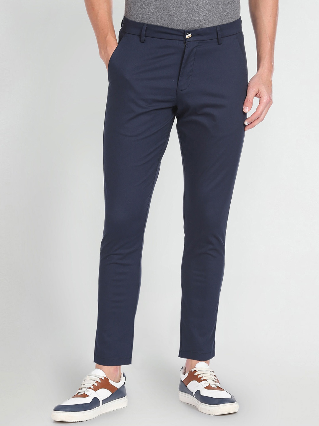 

Arrow Sport Men Flat-Front Plain Slim Fit Smart Chinos, Blue