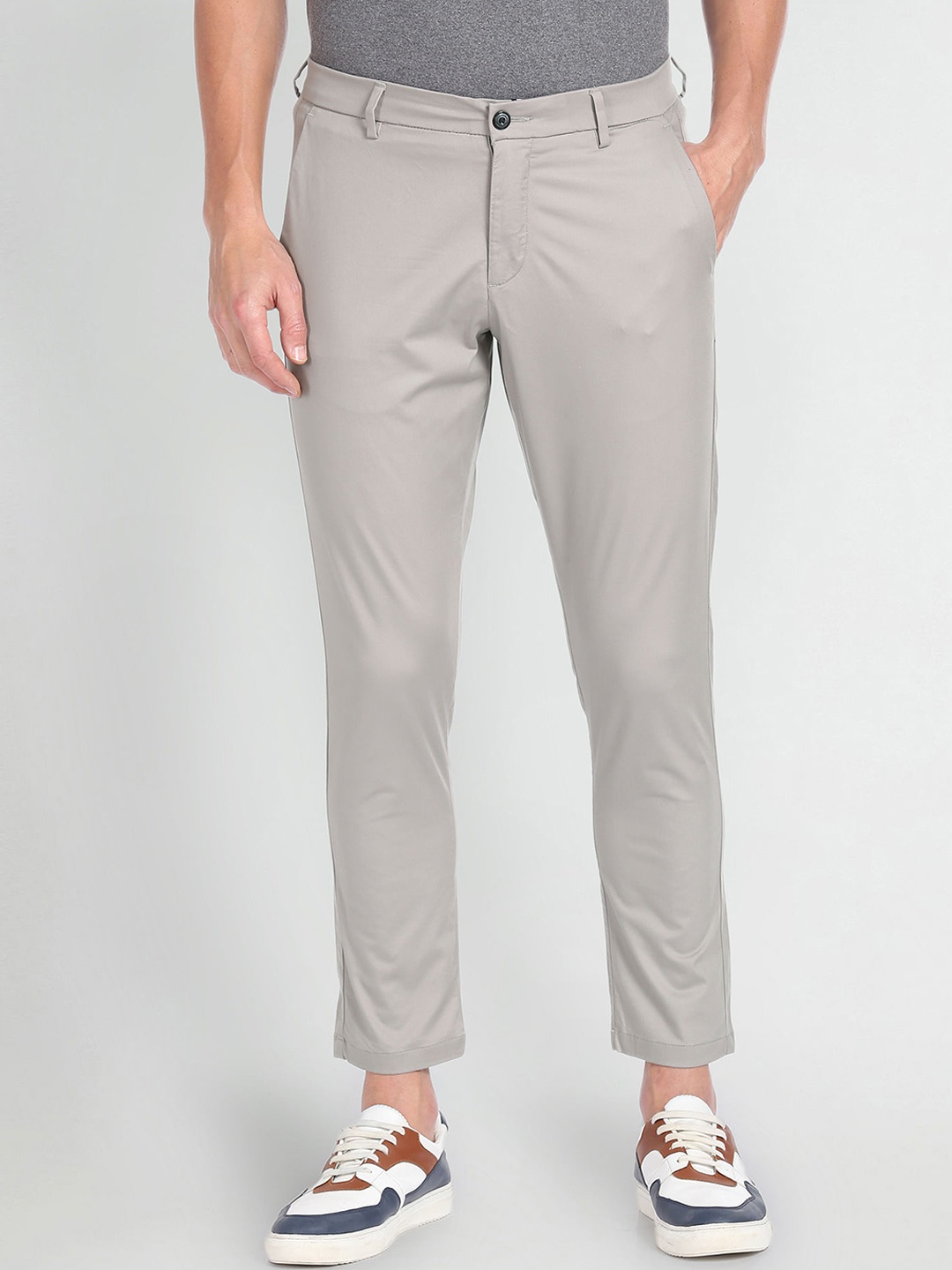 

Arrow Sport Men Flat-Front Plain Slim Fit Smart Chinos, Grey