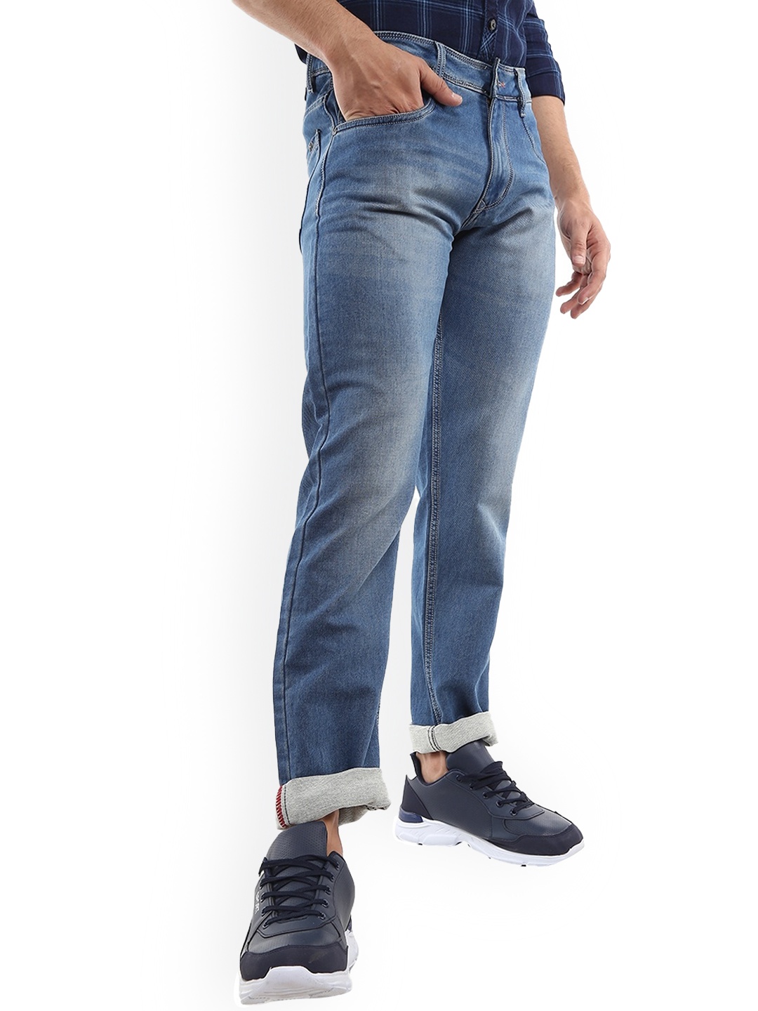 

V-Mart Men Mid-Rise Slim Fit Clean Look Heavy Fade Jeans, Blue