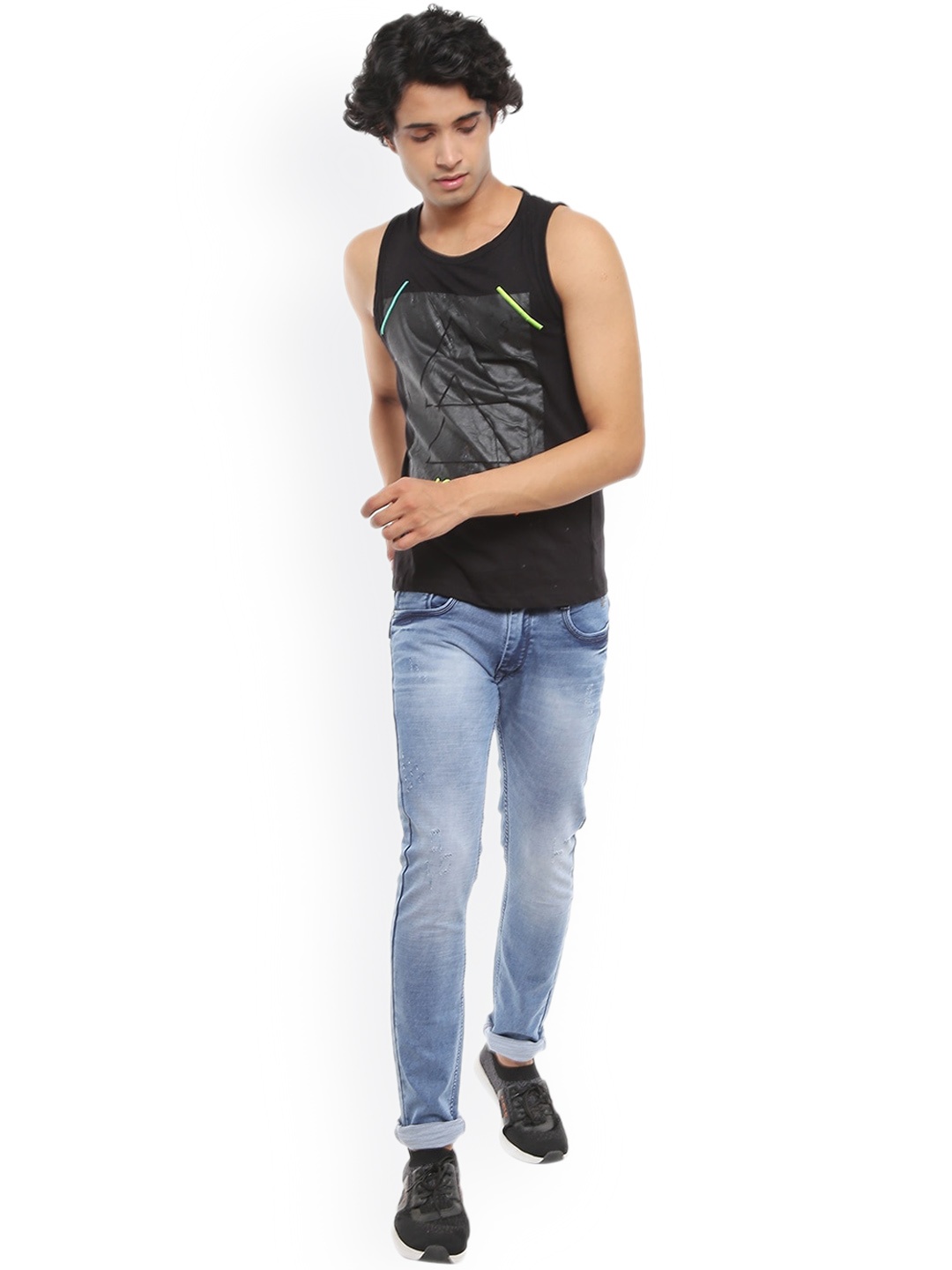 

V-Mart Men Slim Fit Mildly Distressed Heavy Fade Cotton Jeans, Blue