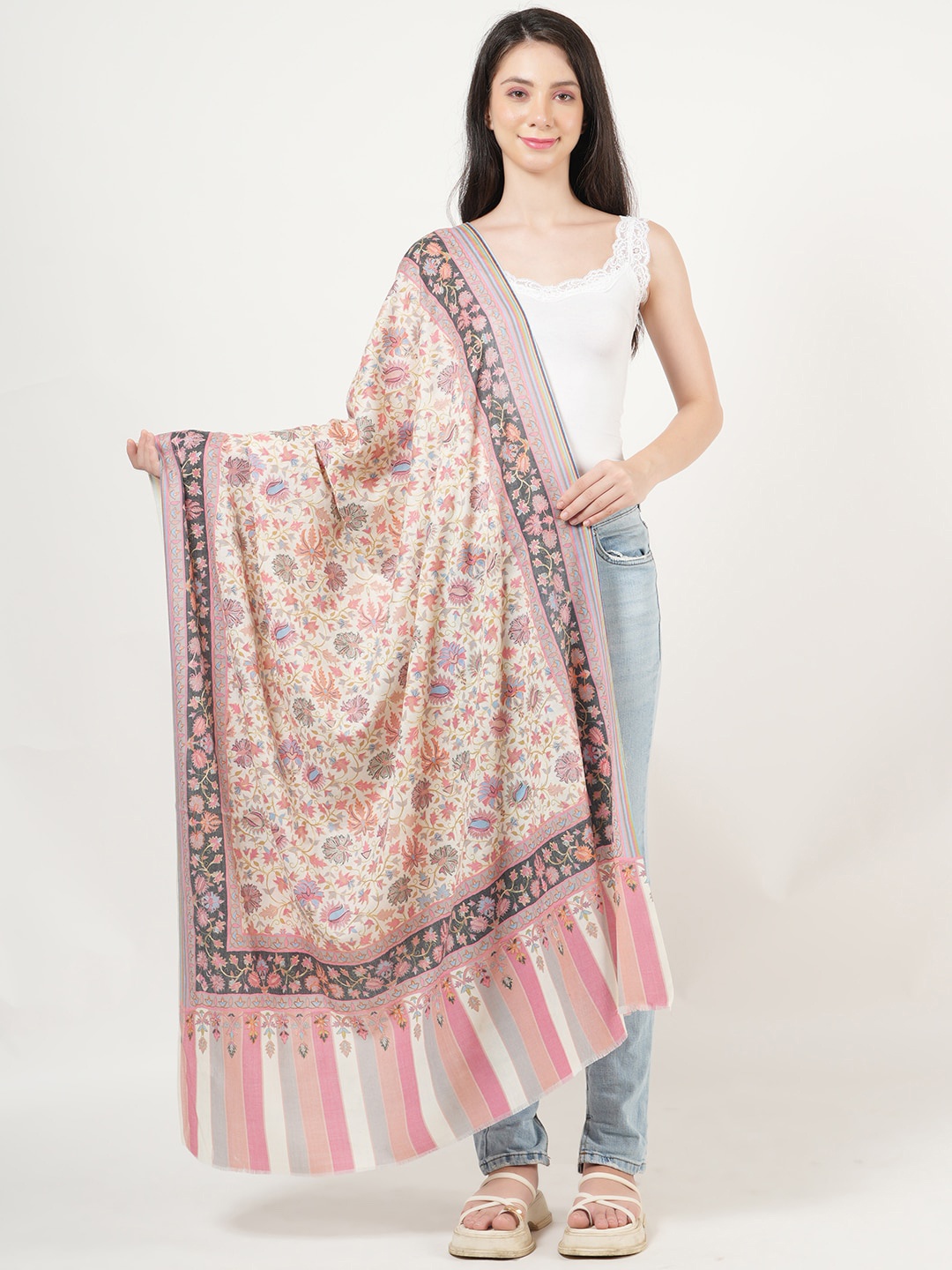 

MUFFLY Floral Kalamkari Printed Pure Woollen Shawl, Cream