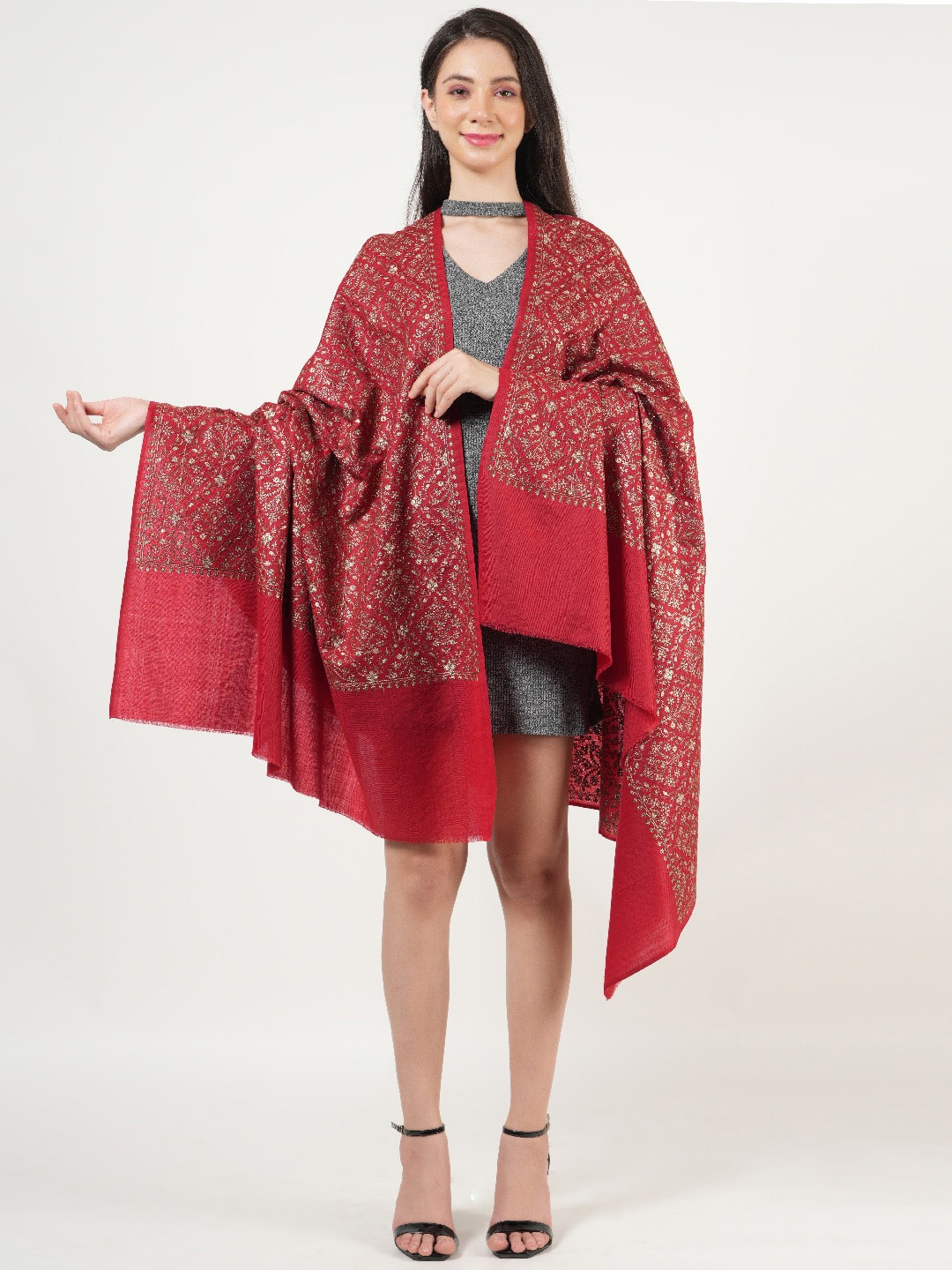 

MUFFLY Floral Embroidered Pure Woollen Shawl, Maroon