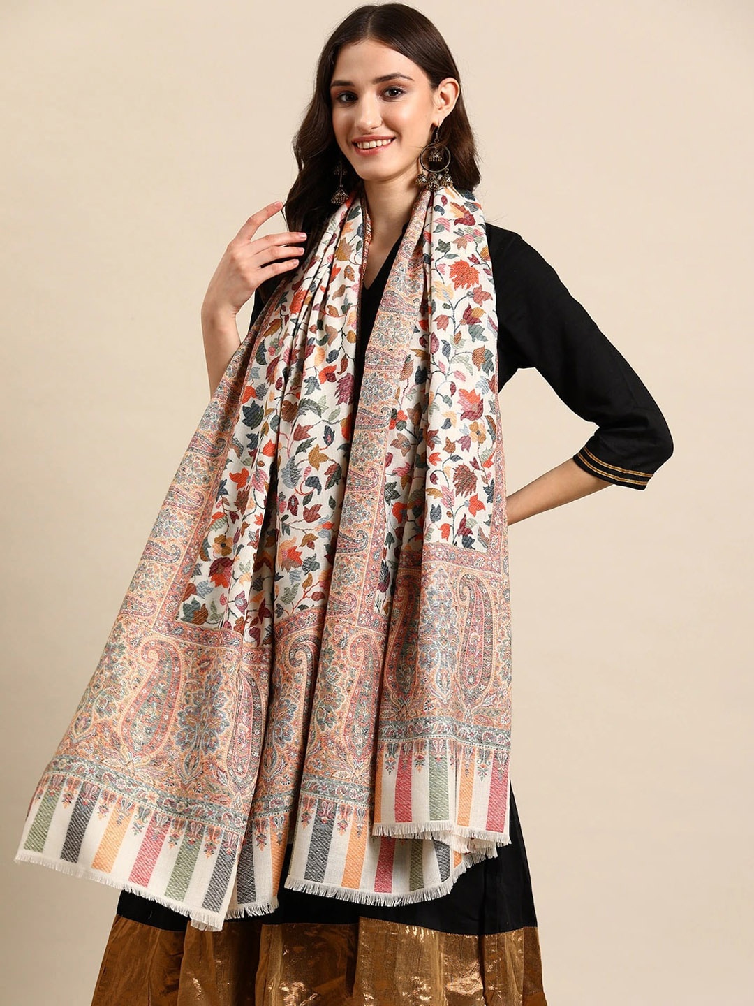 

Sangria Woven-Design Shawl, White