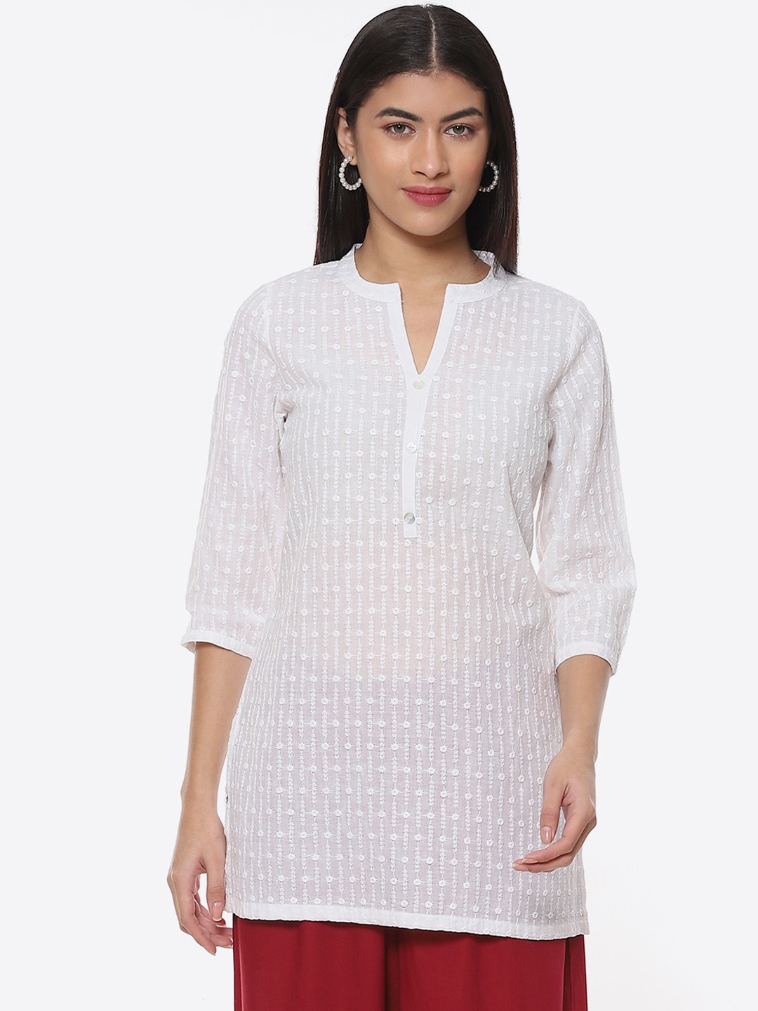 

2Bme Ethnic Motifs Embroidered Pure Cotton Kurta, White