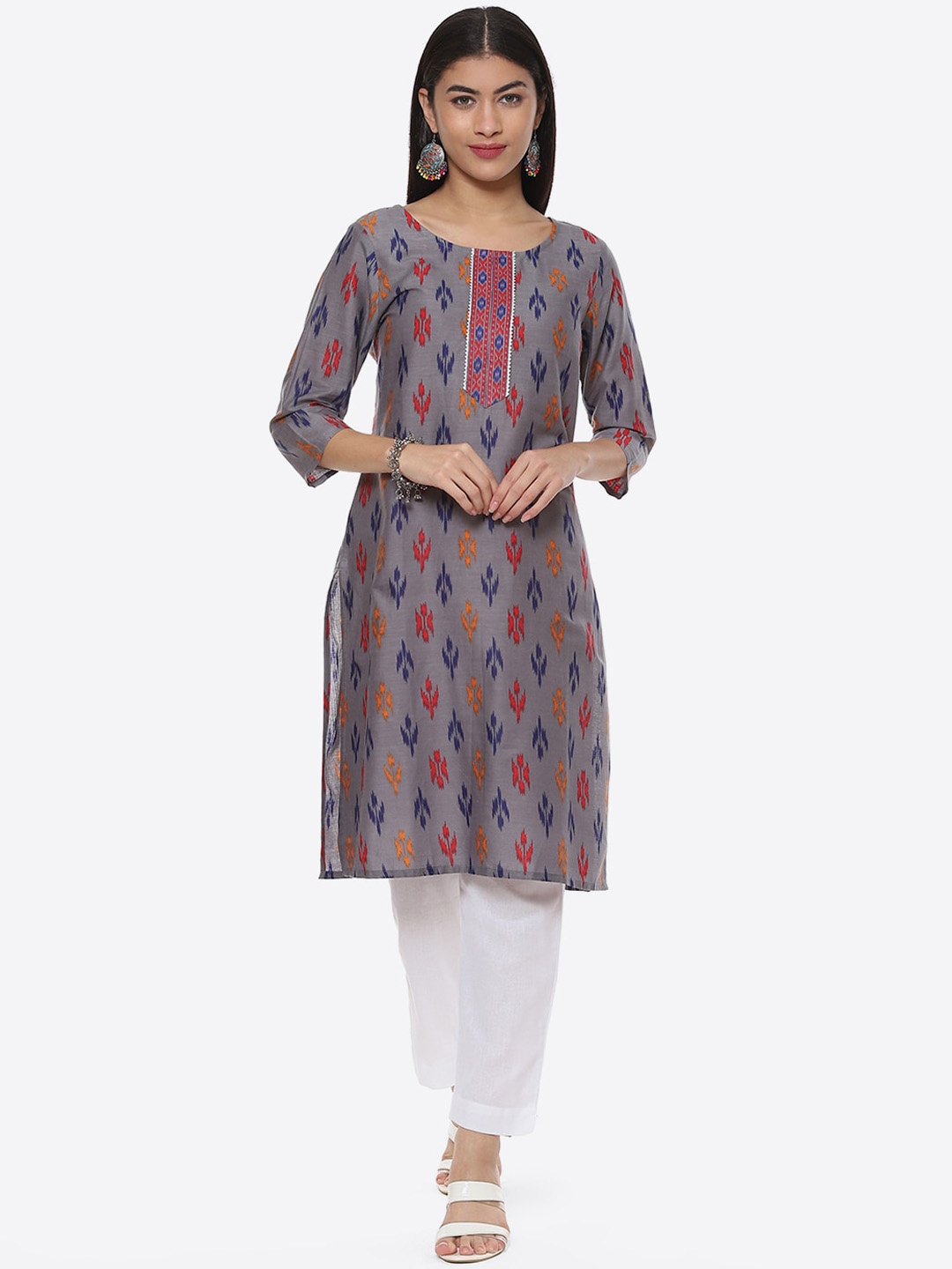 

2Bme Ethnic Motifs Round Neck Three-Quarter Sleeve Gotta Patti Cotton Kurta, Grey