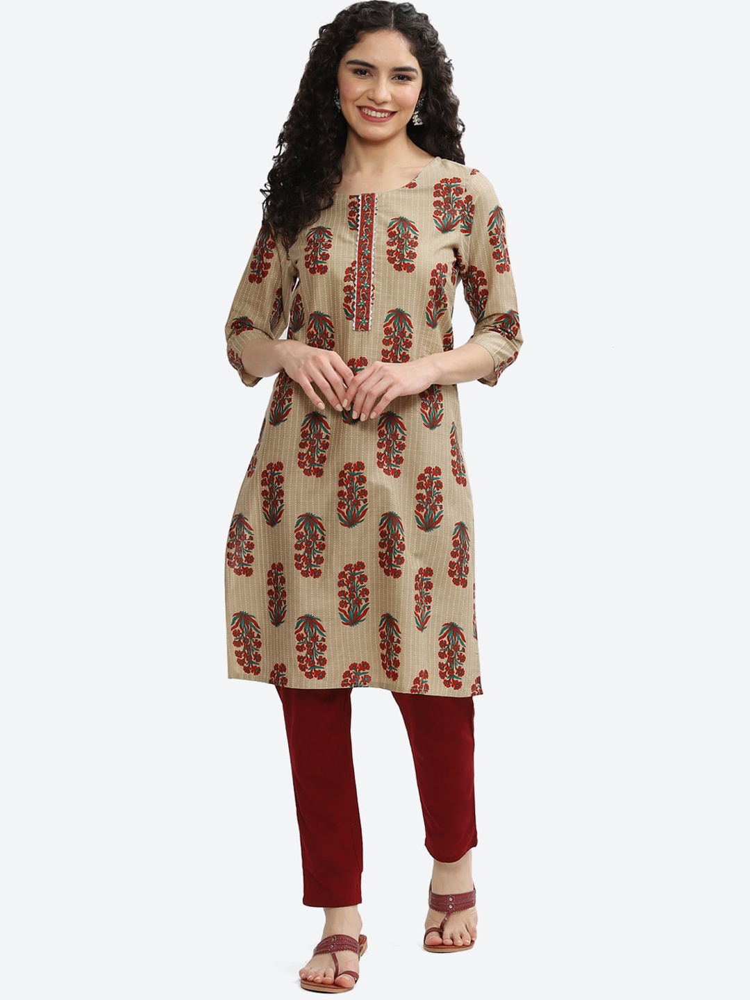 

2Bme Floral Printed Round Neck Three-Quarter Sleeve Gotta Patti Cotton Kurta, Beige
