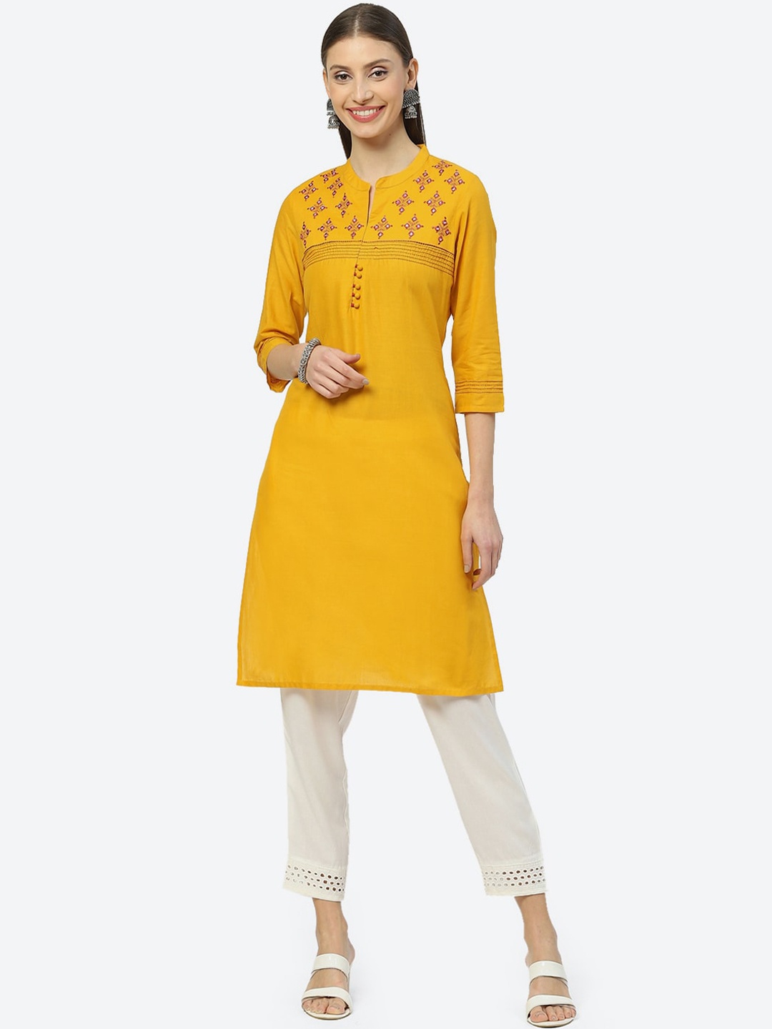 

2Bme Ethnic Motifs Embroidered Pure Cotton Kurta, Yellow