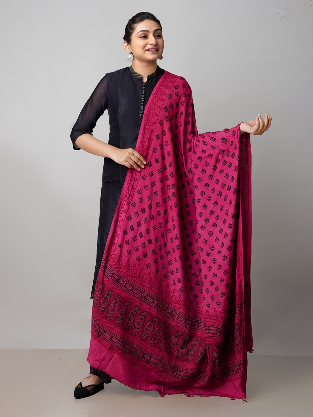 

Unnati Silks Ethnic Motifs Printed Dupatta, Maroon