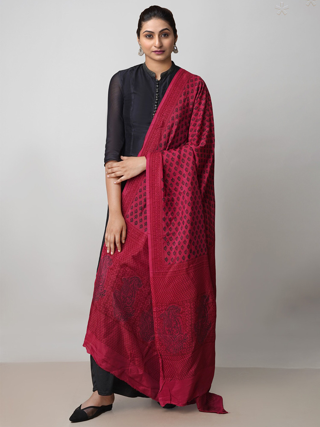 

Unnati Silks Ethnic Motifs Printed Dupatta, Maroon