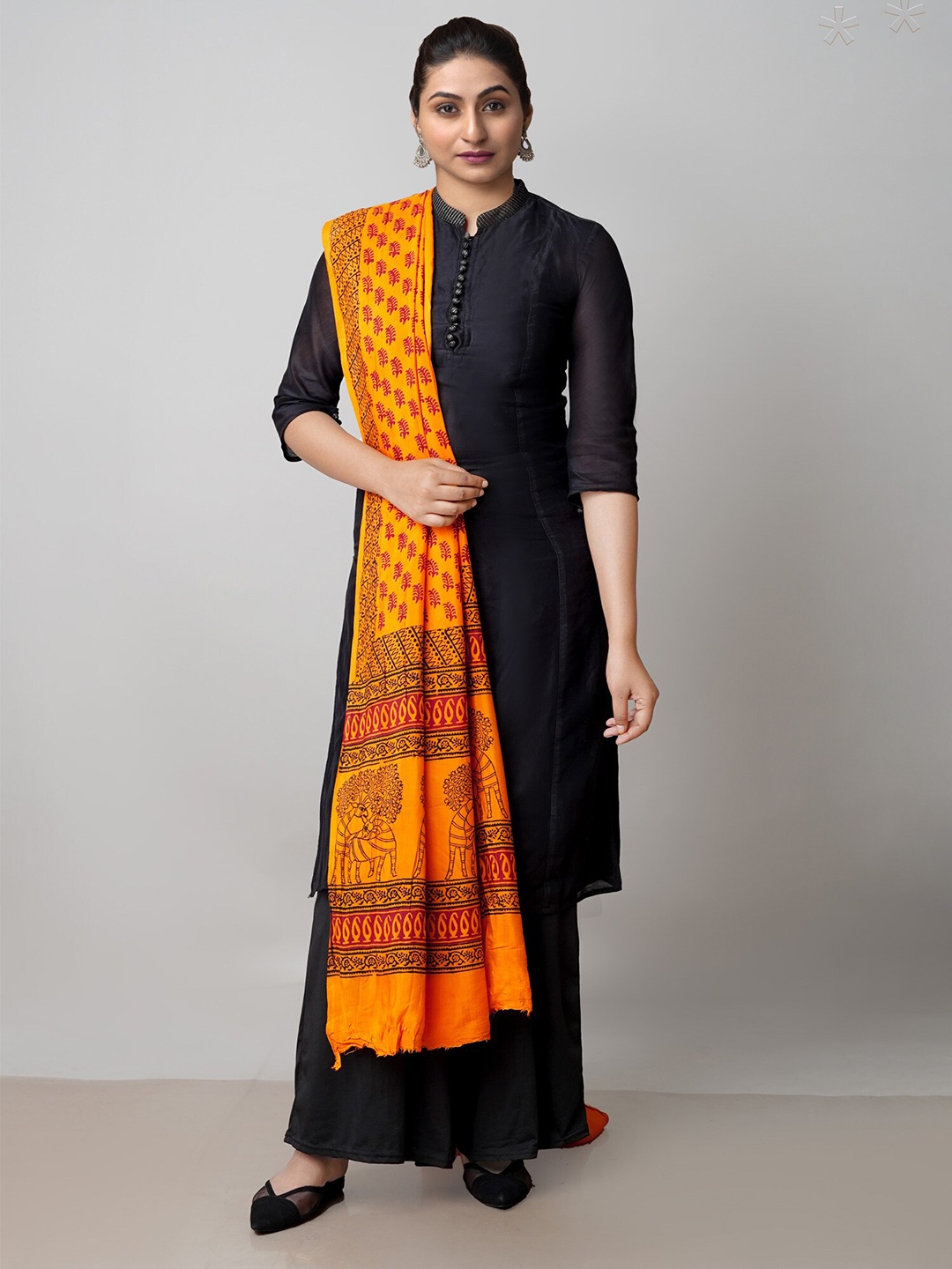 

Unnati Silks Ethnic Motifs Printed Dupatta, Orange