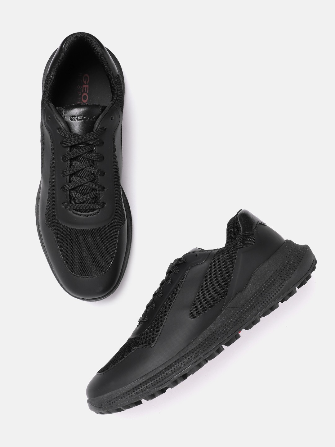 

Geox Men Solid Sneakers, Black