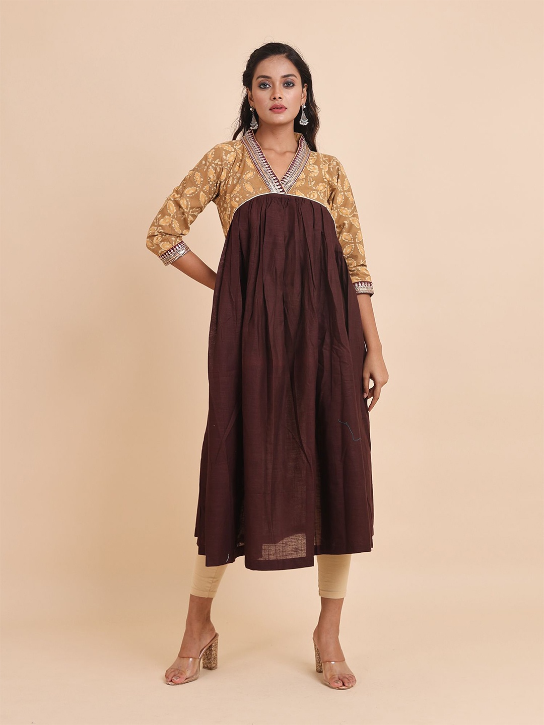 

Disli Printed Yoke Gotta Patti Border Cotton Anarkali Kurta, Brown
