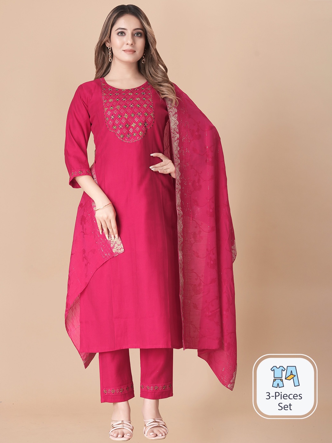 

B4ME.COM Embroidered Thread Work Kurta & Trousers With Dupatta, Pink