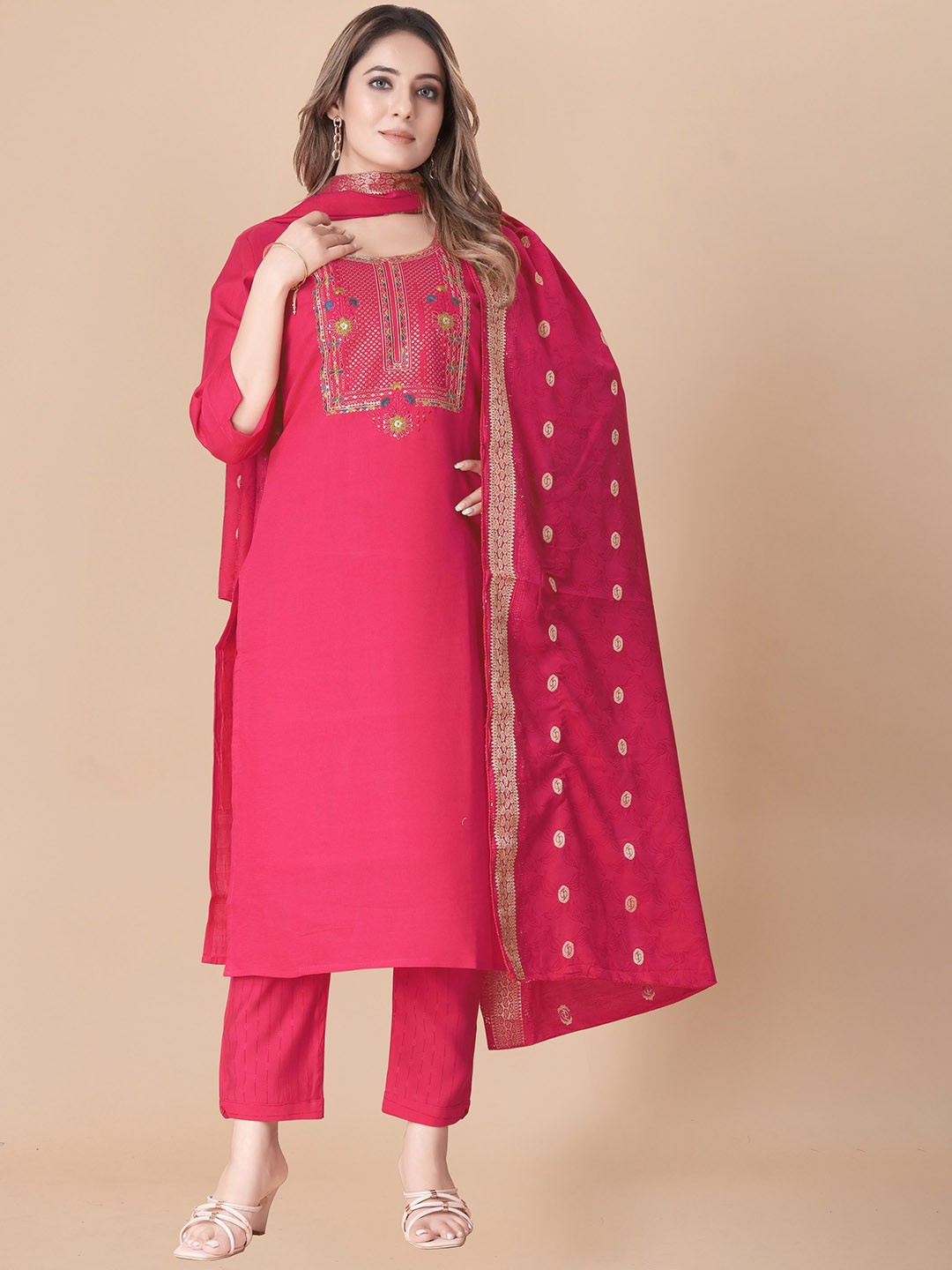 

B4ME.COM Ethnic Embroidered Sequinned Kurta With Trousers & Dupatta, Pink